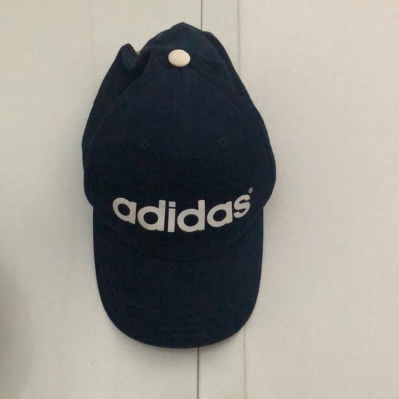 Adidas tennis hat - Picture 1 of 2